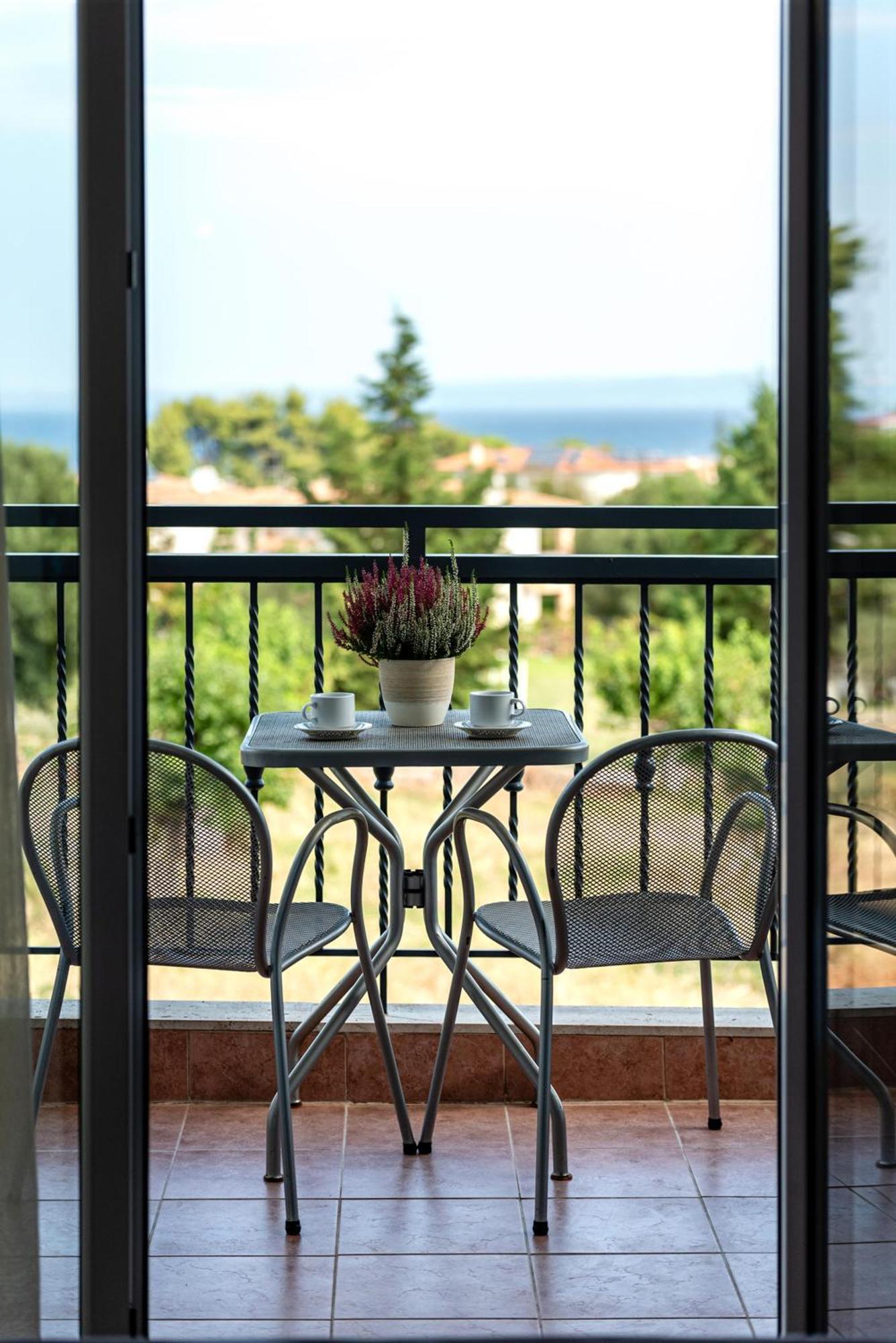 Ampelia Hotel Kassandra Chaniotis Exterior foto