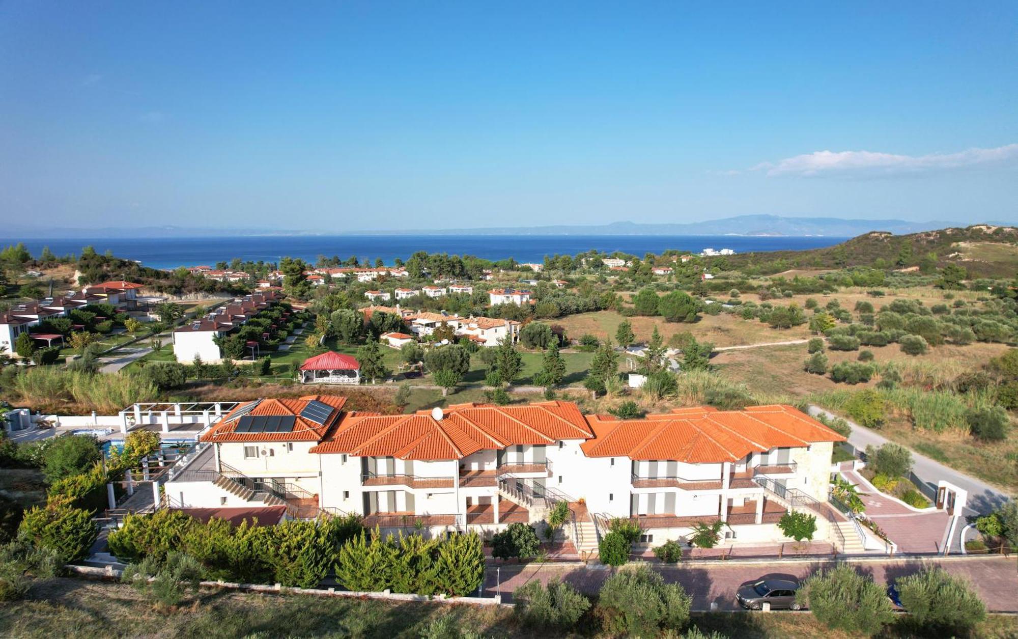 Ampelia Hotel Kassandra Chaniotis Exterior foto